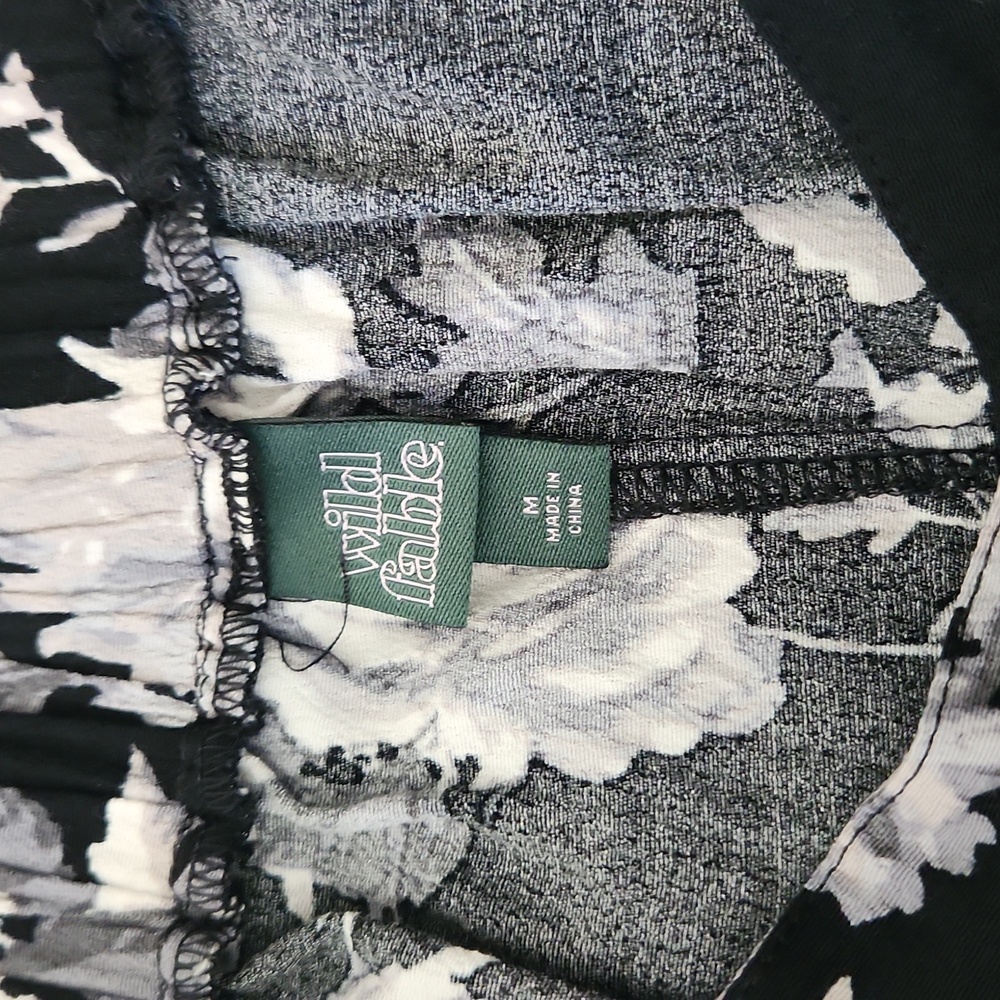 Wild Fable Black and White Floral Skirt - Picture 4 of 4